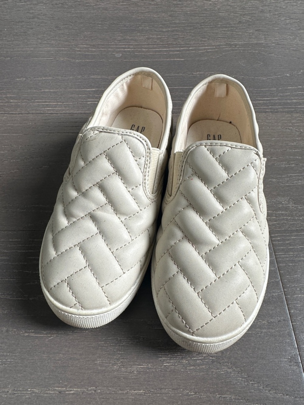 GAP Slip-Ons Size 2 Kids